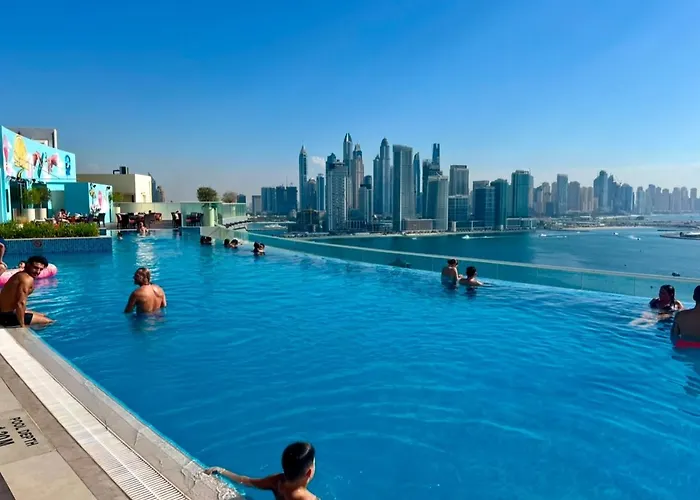 1 Bedroom By The Beach With Free Rooftop Pool Access